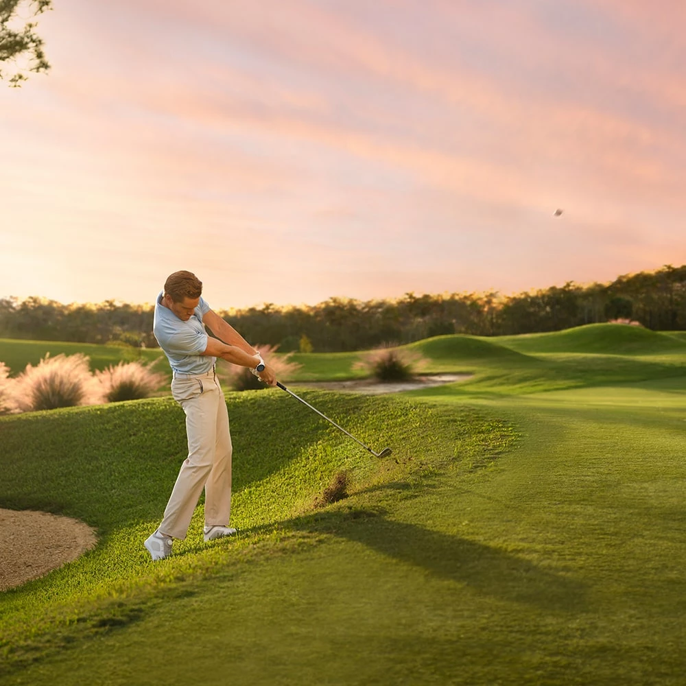 Garmin Approach S62 GPS Golf Smartwatch 6 Garmin Approach S62 GPS Golf Smartwatch - Image 4